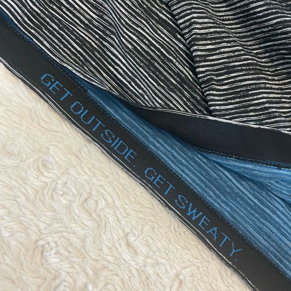 Men’s Lululemon Long Sleeve Shirt XL - Picture 3 of 4